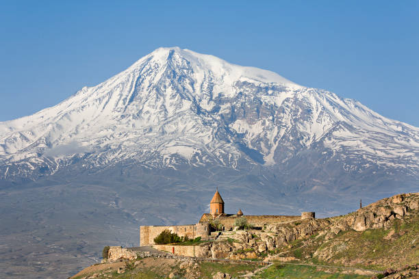 istock Khor Virap Church Complex and Mount Ararat, Armenia. 904475190