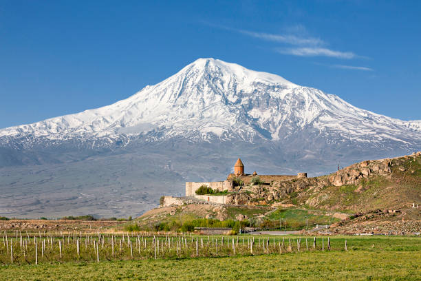istock Khor Virap Church Complex and Mount Ararat, Armenia. 904475678