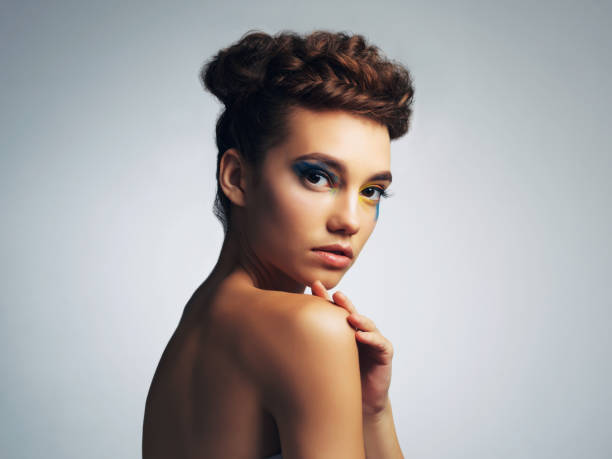 istock There’s a fine art to beautiful makeup 904498978