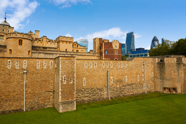 istock Tower of London in England 904543182