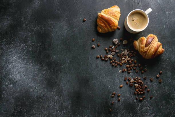 istock Fresh baked croissants 904547910