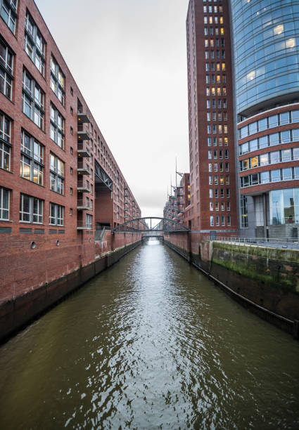 istock Alte Speicher, old storage, fleet in Speicherstadt, brick stone architecture. 904548790