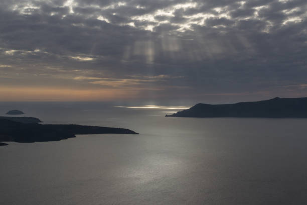 istock Lights and colors of Santorini 904558144
