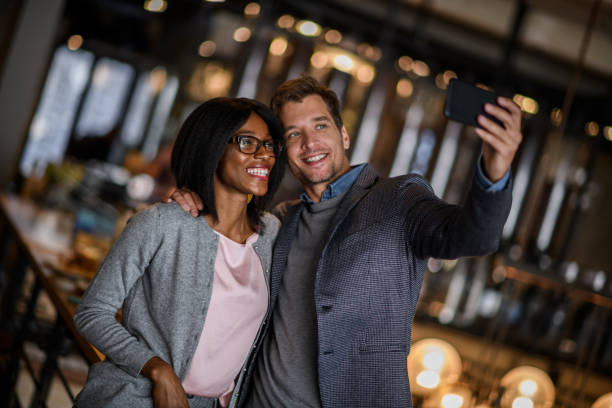 istock Couple in coffee shop 904604730