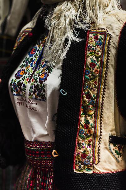 istock Traditional ukrainian costume, retro ethnic clothes with embroidered ornament and pattern 904635090