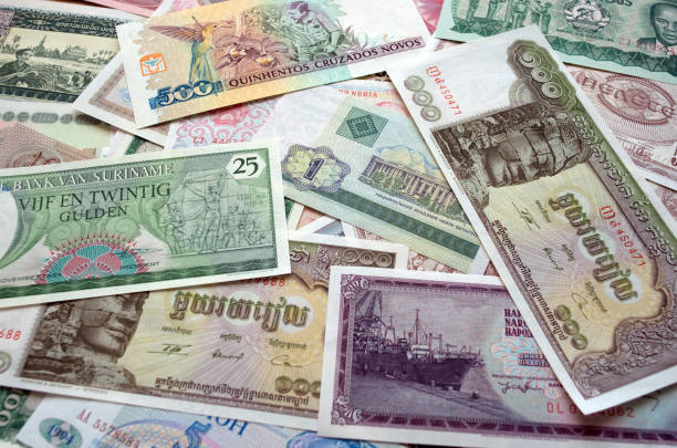 istock Money of the World 904647106