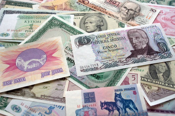 istock Money of the World 904647148