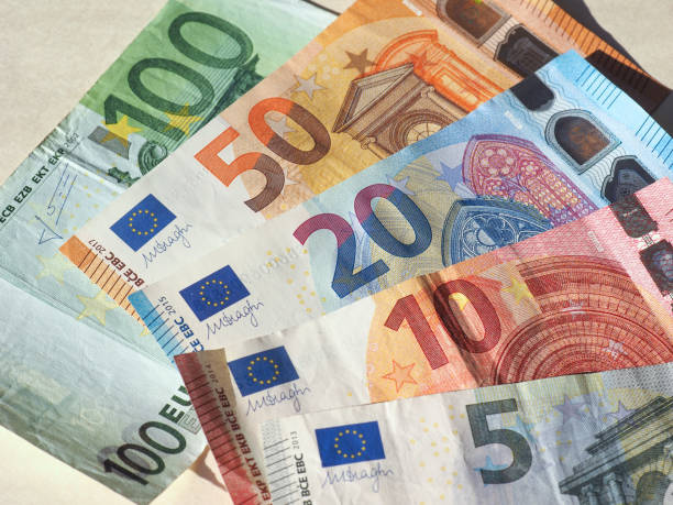 istock Euro notes, European Union 904668998