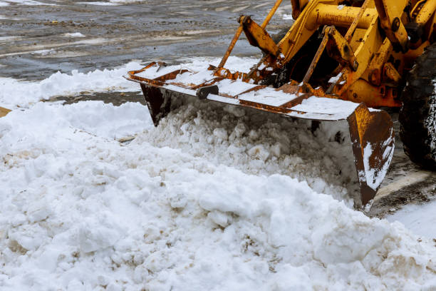 istock Snow cleaning process in winter in the city 904673430
