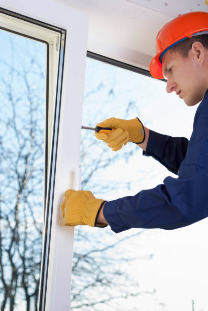 istock repair of plastic windows 904684232