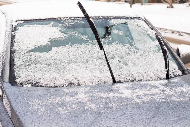 istock The car is in the cold. The wipers stick out 904688214