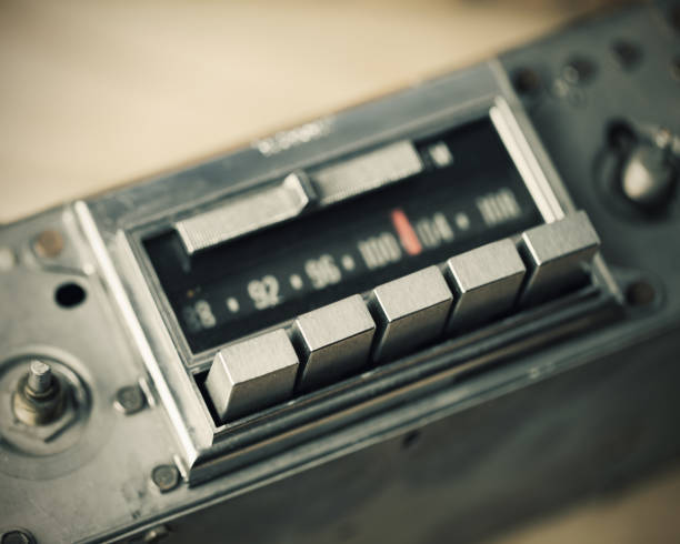 istock Vintage Car Radio 904691614