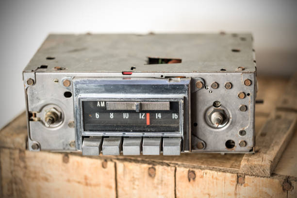 istock Vintage Car Radio 904691628