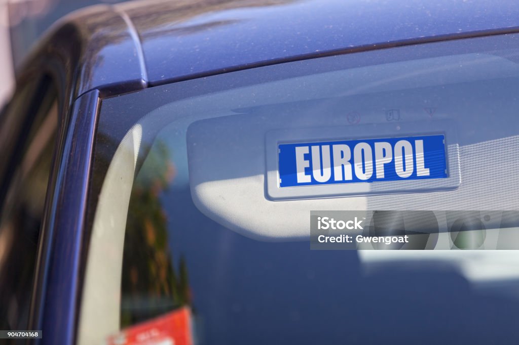 Europol Auto Visier Sternzeichen Stockfoto und mehr Bilder von Europa -  Kontinent - Europa - Kontinent, Abmachung, Auto - iStock