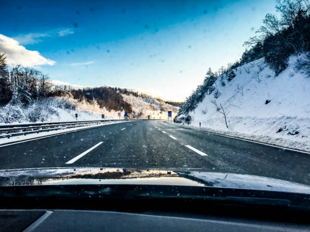 istock Slippery frozen highway on a winter day 904727030