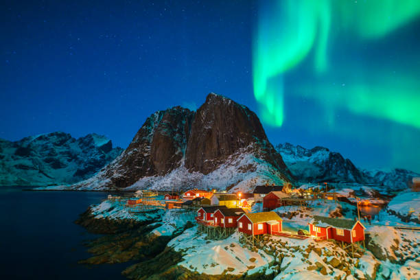 カラフルな光 - aurora borealis iceland aurora polaris astronomy ストックフォトと画像
