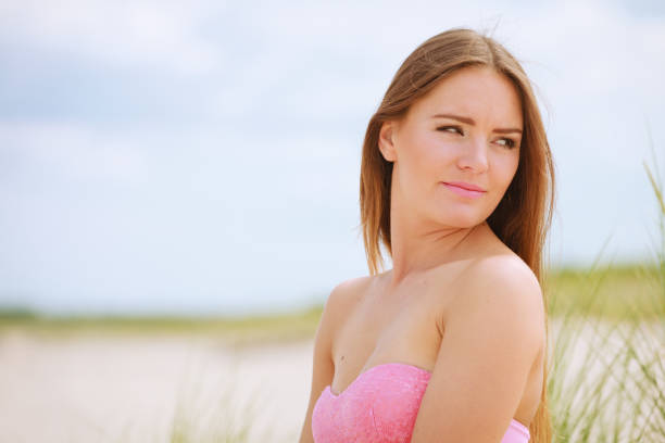 istock Gorgeous attractive young woman in summer. 904825498