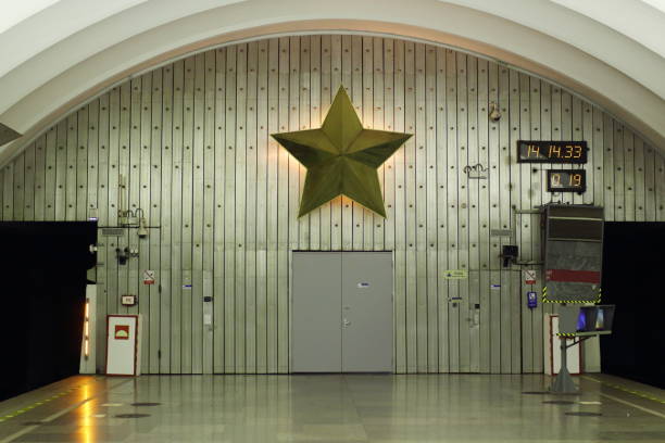 istock five-pointed star in the wall subway tunnel 904826596