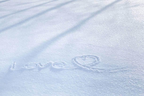 istock Love Winter and Heart 904860570
