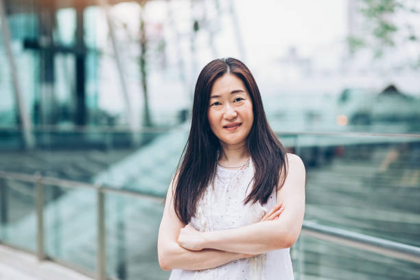istock Middle aged Japanese woman 904872894