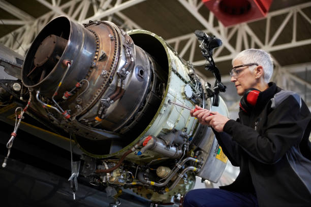 istock Aircraft mechanic in the hangar 904873106