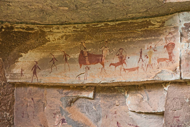 남아 프리 카 공화국 bushman 바위 예술 5 - cave painting rock africa bushmen 뉴스 사진 이미지