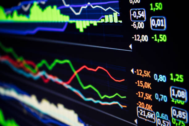 gráfico do mercado de ações - stock market stock ticker board stock market data finance - fotografias e filmes do acervo