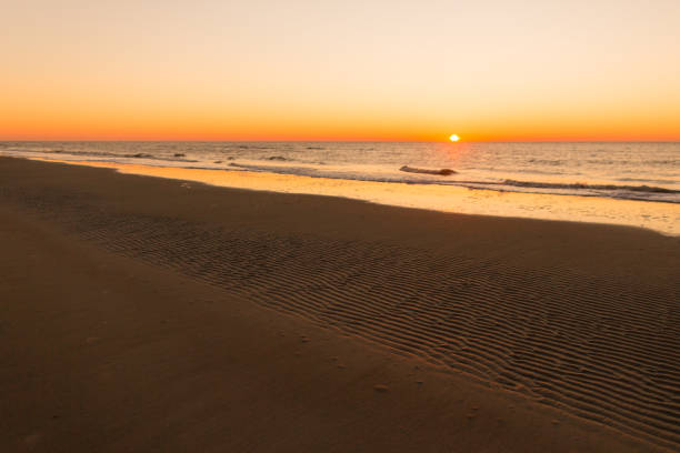 istock Snowy Hilton Head Beach Sunrise 904965898