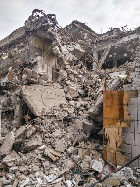 istock Demolition of  an old building 905004148