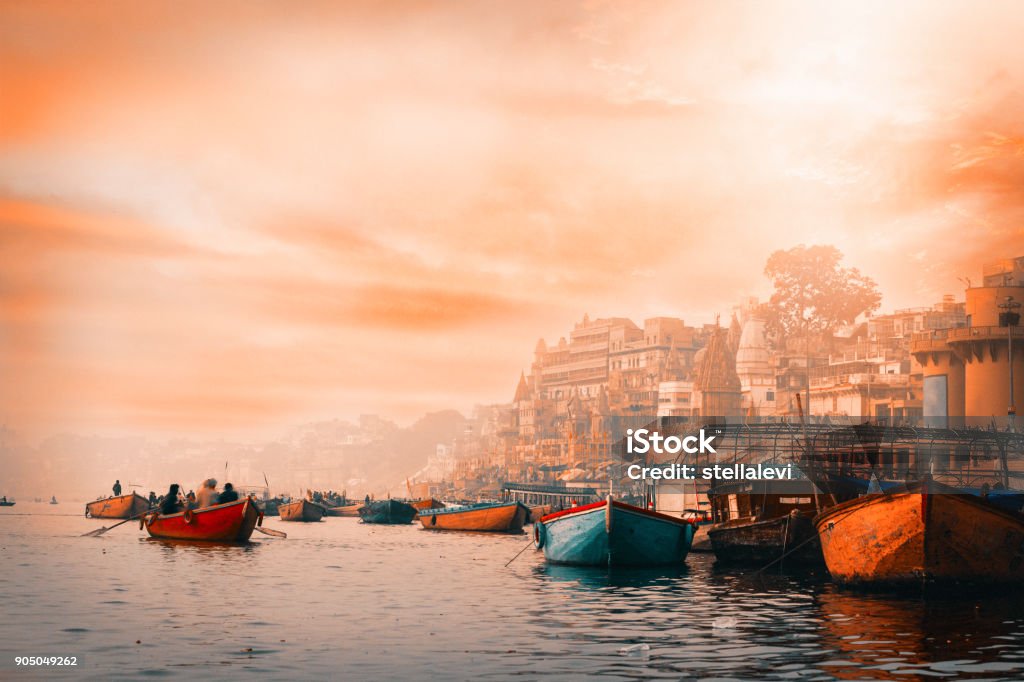 Varanasi bei Sonnenaufgang - Lizenzfrei Indien Stock-Foto