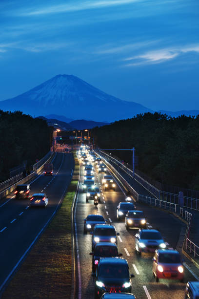 istock Mount Fuji to watch from the overpass 905087774