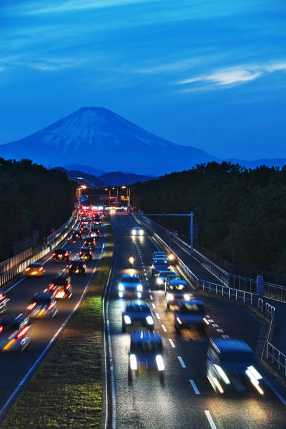 istock Mount Fuji to watch from the overpass 905088022