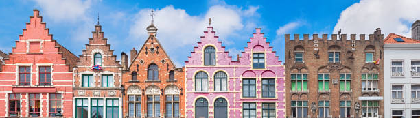 istock Houses at Market square in Bruges 905101968