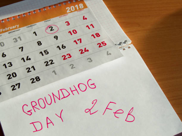 istock Groundhog day February calendar, Notepad with date 2 Feb 905117828