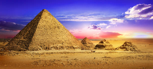 istock Deserted place in Giza 905189044