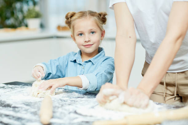 istock Cute little housewife 905212530