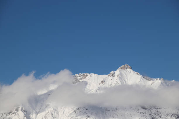 leutascher dreitorspitze, wetterstein 동안에 겨울, 필드, 티 롤, 오스트리아 산 - gehrenspitze 뉴스 사진 이미지