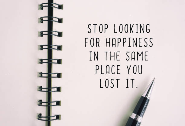 istock Inspirational Quote About Happiness 905252112