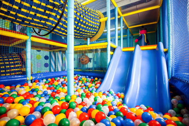 moderno infantil interior - castillo estructura de edificio fotografías e imágenes de stock