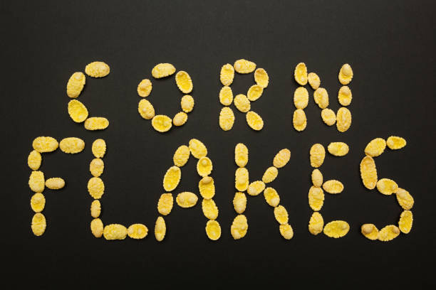 istock Sweet yellow corn flakes for breakfast. 905293308