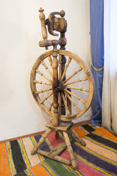 istock Ancient Russian wooden spinning wheel 905322694