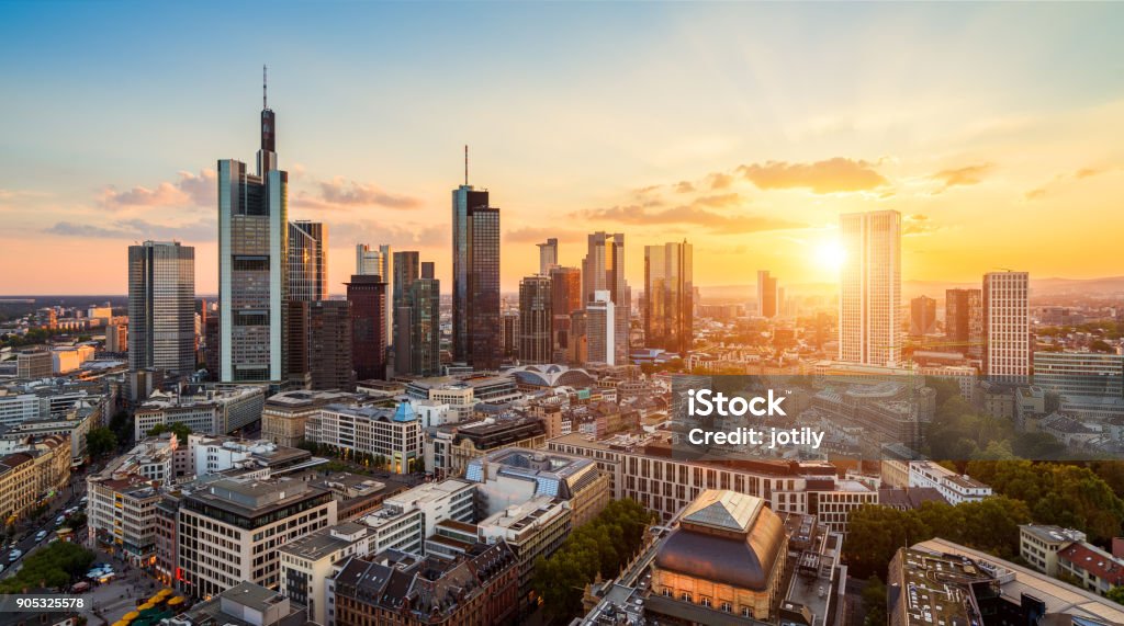 Skyline von Frankfurt - Lizenzfrei Frankfurt am Main Stock-Foto