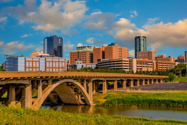 istock Fort Worth skyline cityscape with spring foliage,TX 905355136