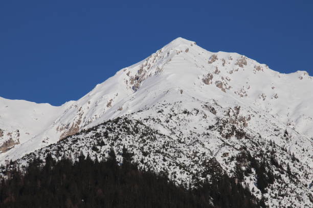 istock Reither Spitze, Karwendel during Winter, Seefeld, Tyrol, Austria 905405844