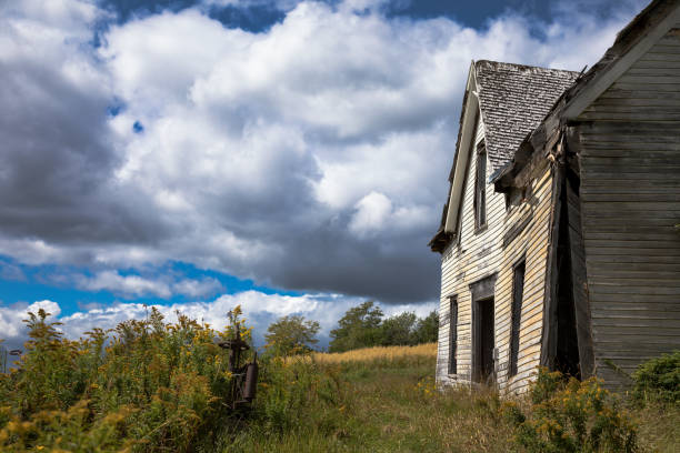 istock Derelict house in New Brunswick 905460568