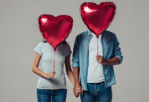 istock Beautiful romantic couple isolated. 905477632