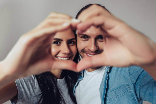 istock Beautiful romantic couple isolated. 905477692
