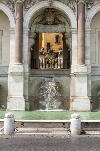 roma - la fontana dell'acqua paola - fontana della dea roma foto e immagini stock