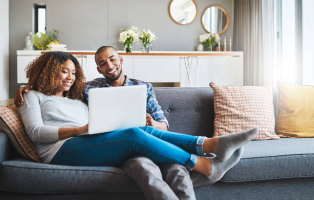 istock The comfort of couch surfing 905523802