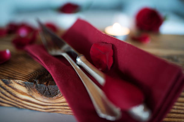 istock Table decoration in red for valentines day 905544626